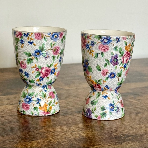 Vintage Royal Winton Old Cottage Chintz Double Egg Cups - Picture 1 of 6